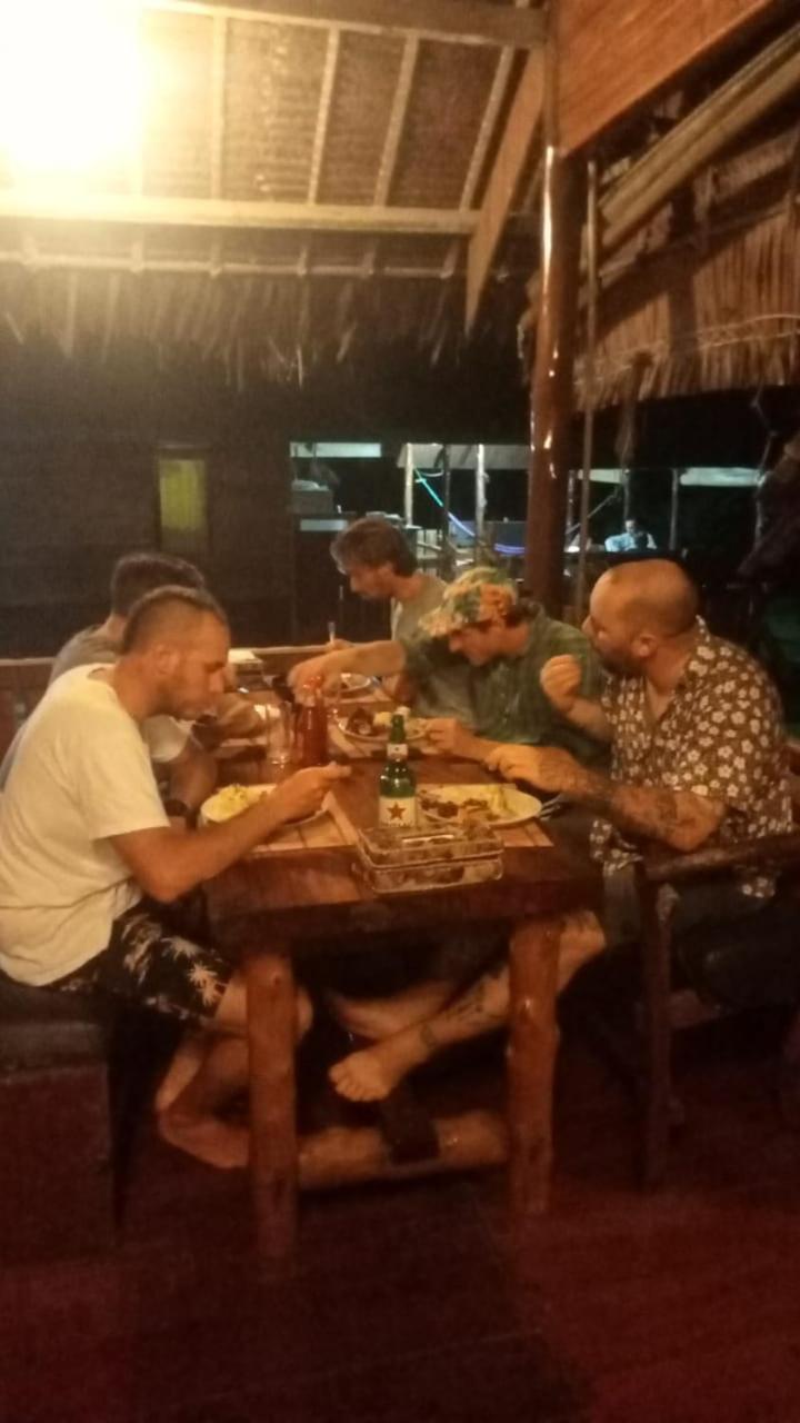 Mentawai Ebay Playground Surfcamp Masokut Exterior foto