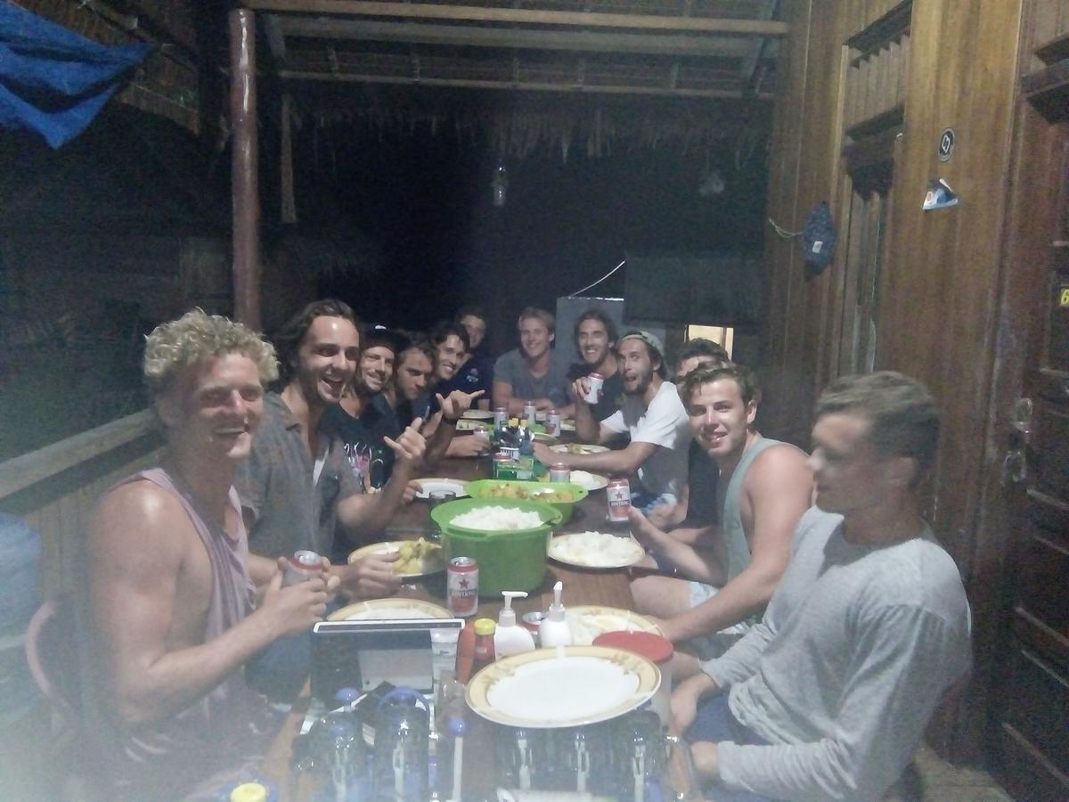 Mentawai Ebay Playground Surfcamp Masokut Exterior foto